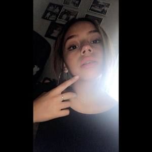 Meet your Posher, Angie